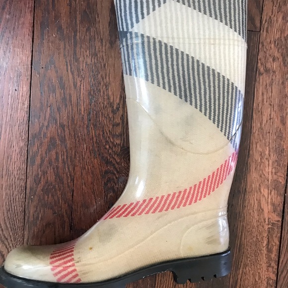 Burberry large check rain boots - Picture 4 of 4